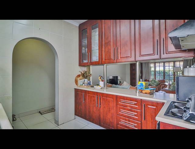 2 BEDROOM SIMPLEX FOR SALE IN BOUGHTON